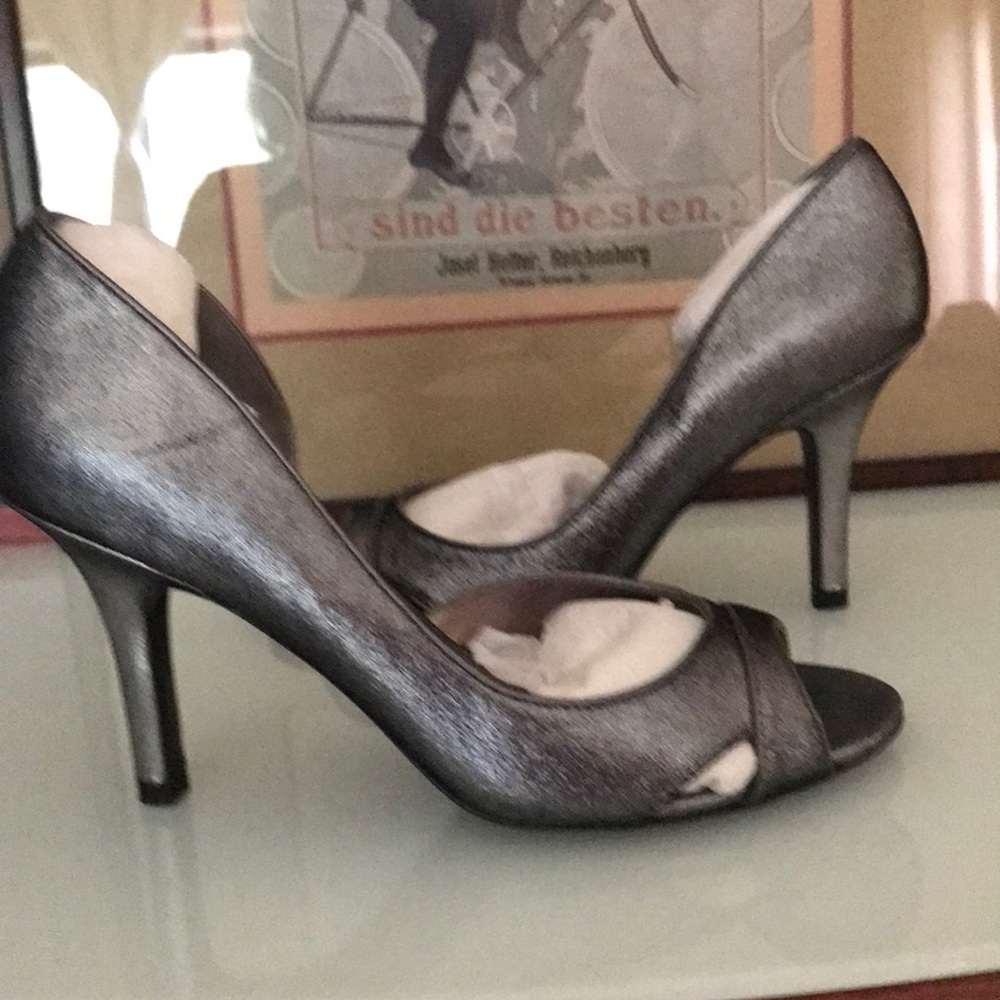 Ann Taylor silver fabric Dorsay heels